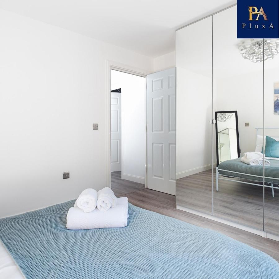 Pluxa Vivid Veranda Beautiful City Centre Apartment With Free Parking Бирмингем Экстерьер фото